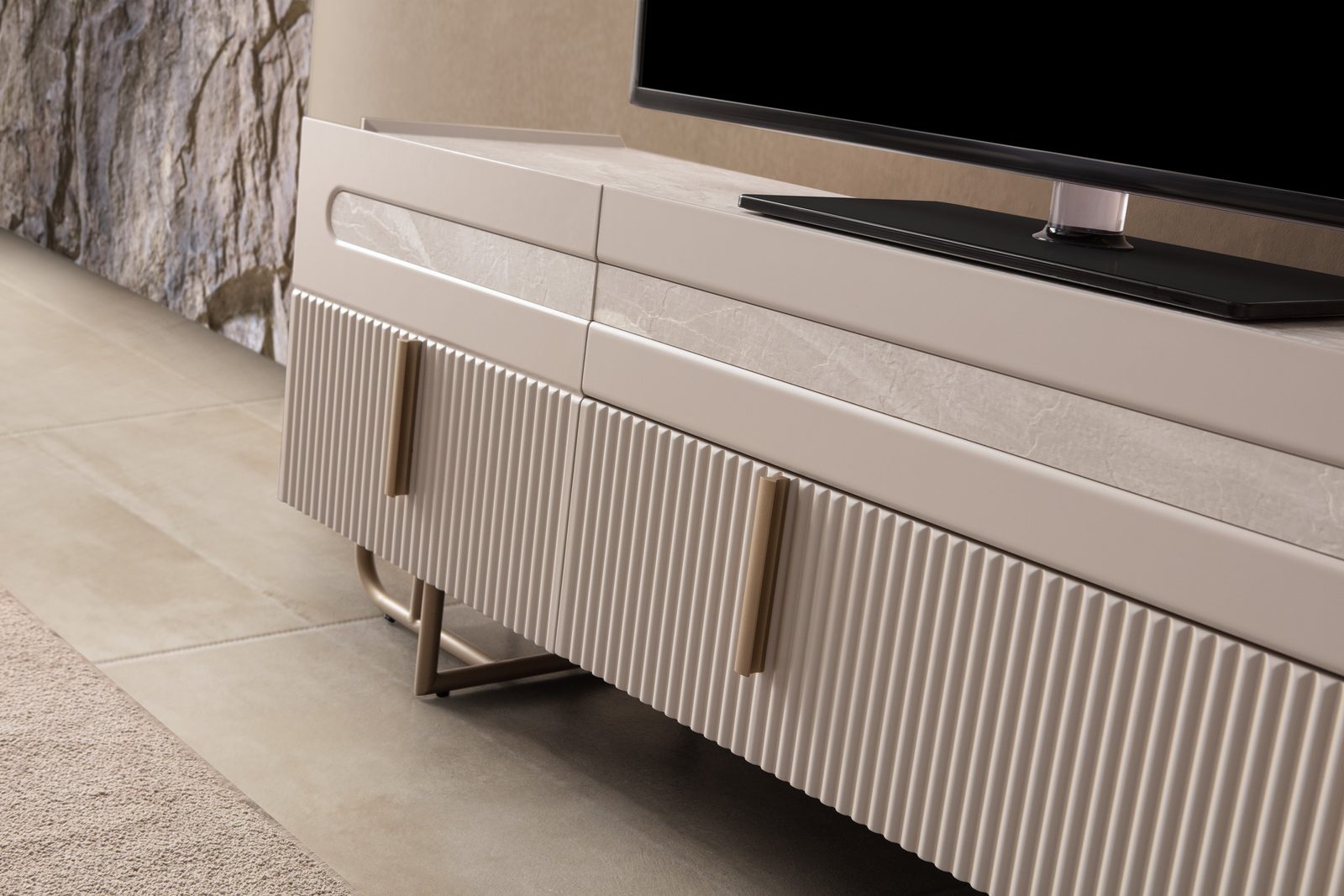 Alvera TV Ünitesi — fotoğraf 11